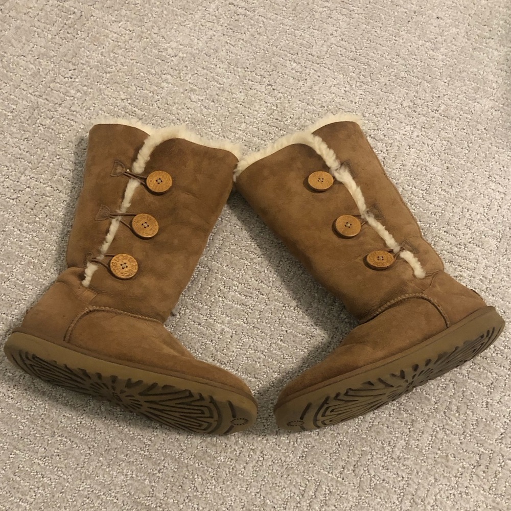 UGG Women's Bailey Button Triplet Ii Winter Boot